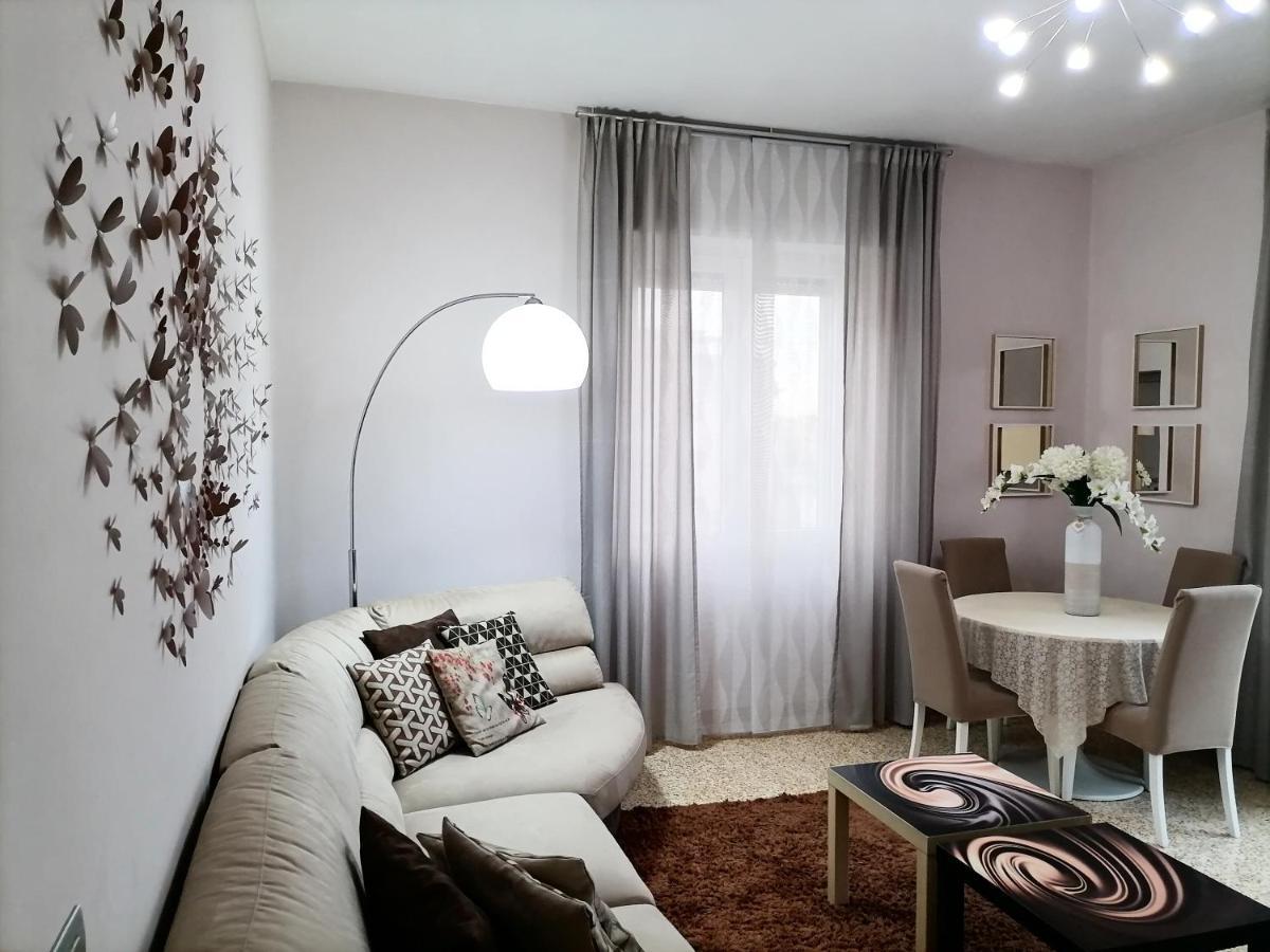 La Casa Di Giulia Apartment Caserta Ngoại thất bức ảnh