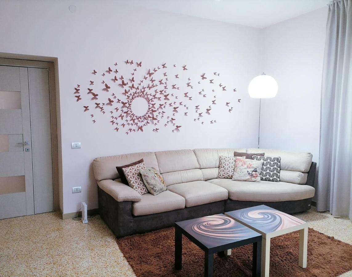 La Casa Di Giulia Apartment Caserta Ngoại thất bức ảnh