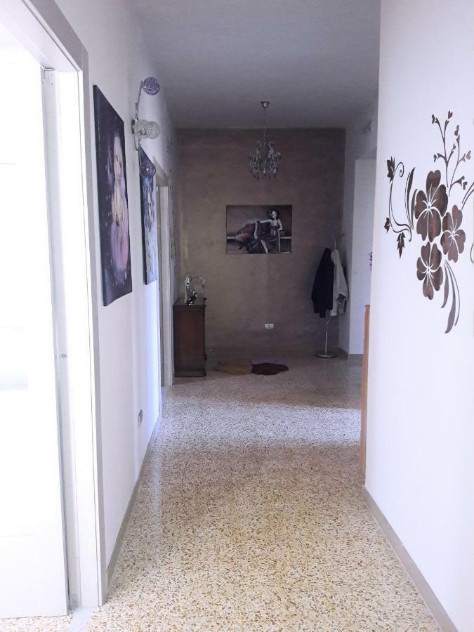 La Casa Di Giulia Apartment Caserta Ngoại thất bức ảnh